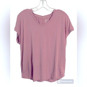 MONDETTA Performance + Luxury workout athletic shirt Size M